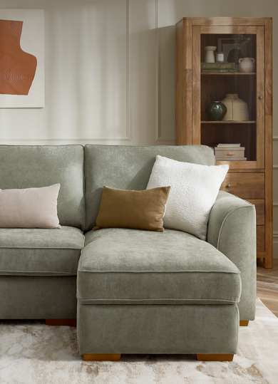 Sofas - Eastley Fabric Sofa