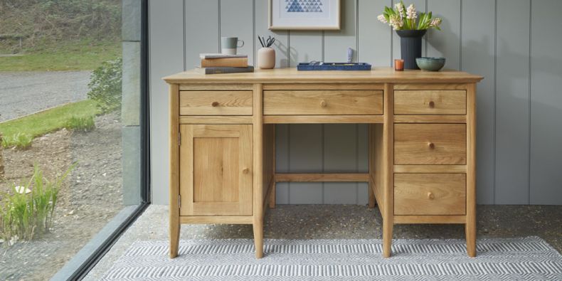Oak Computer Desks