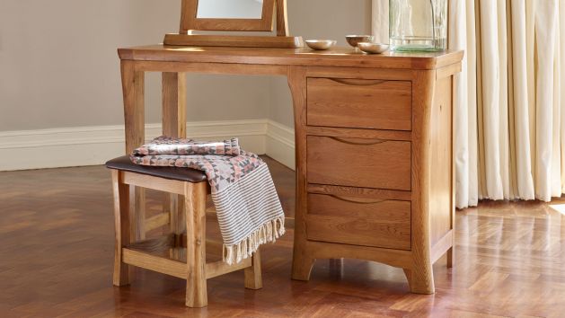 Oak Dressing Tables