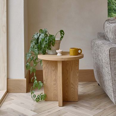 Highworth Natural Solid Oak Round Side Table