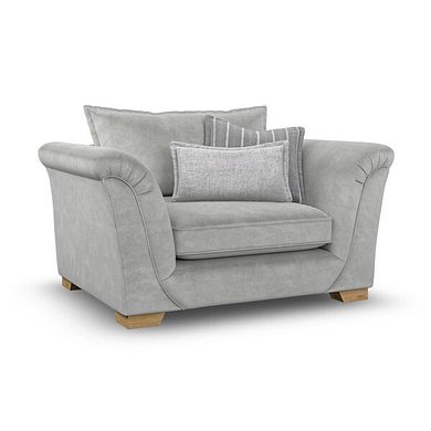 Milldale Loveseat in Garda Showers Fabric with Grey Scatters