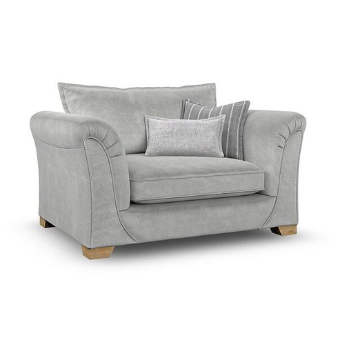 Milldale Loveseat in Garda Showers Fabric with Grey Scatters
