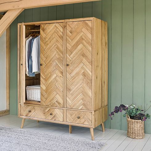 Parquet Brushed and Glazed Oak Triple Wardrobe