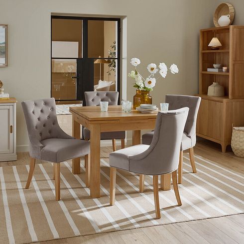 Pembroke Natural Solid Oak Extending Dining Table 90-150cm with 4 Isobel Chairs
