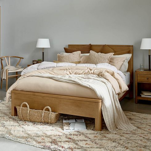Savannah Solid Heveawood King-size Bed