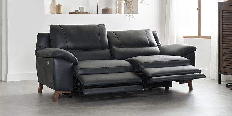 Black Leather Recliner Sofas