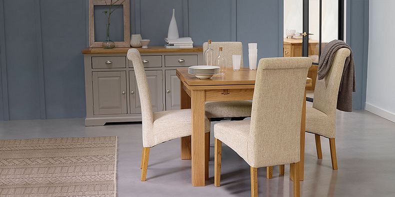 4 person round dining table