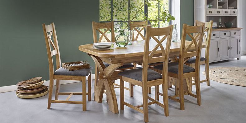 Oak Dining Table And Chairs Dining Sets Oak Furnitureland
