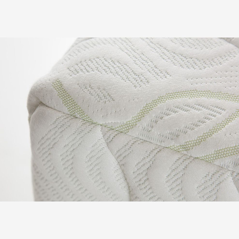 Cotswold Beds: Posture Pocket 1000 Plus King-Size Mattress (Soft/Medium) 5