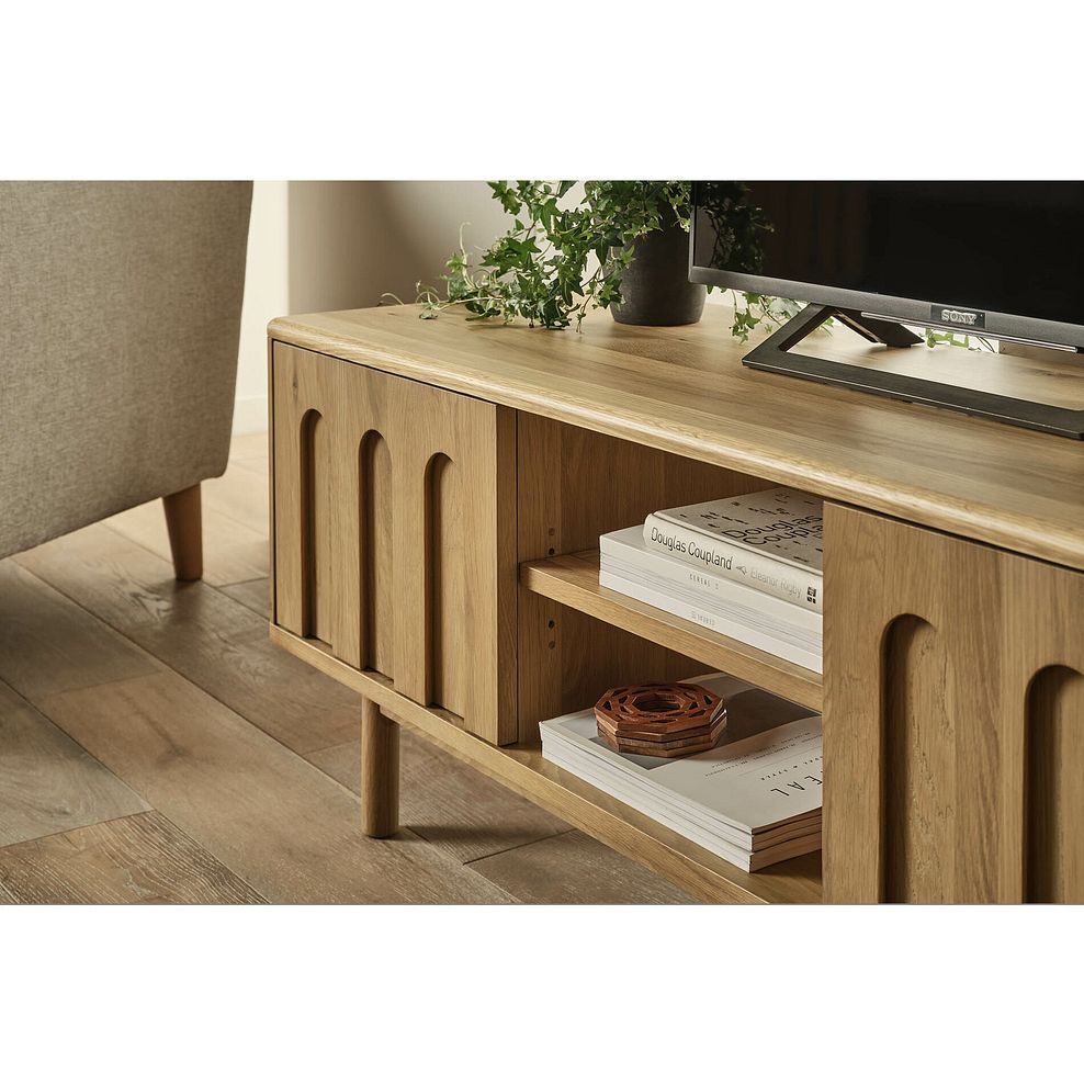 Belgrave Solid Natural Oak Large TV Unit 3