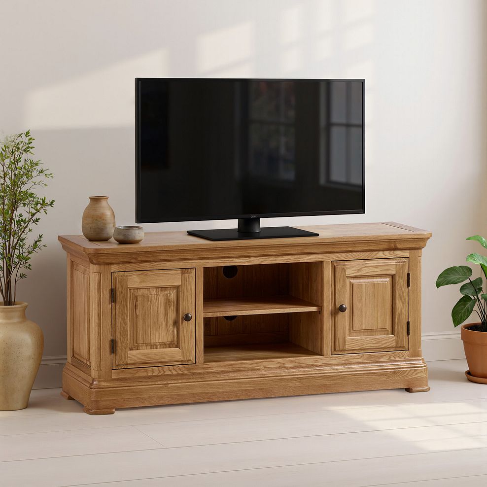 Canterbury Natural Solid Oak Large TV Cabinet 1