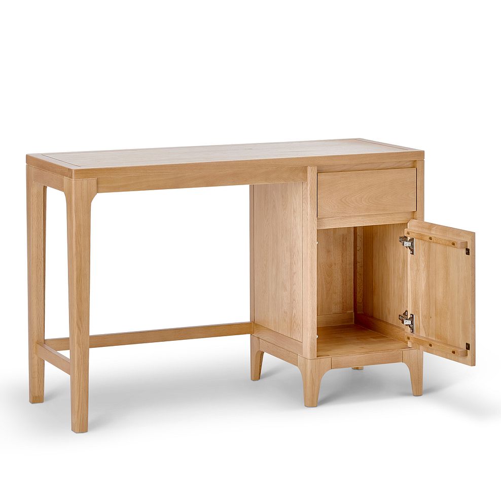 Durham Natural Oak Single Pedestal Desk 3