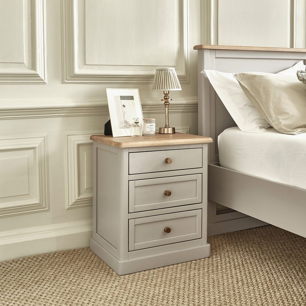 Henley Natural Oak and Stone Painted Hardwood 3 Drawer Bedside Table 2
