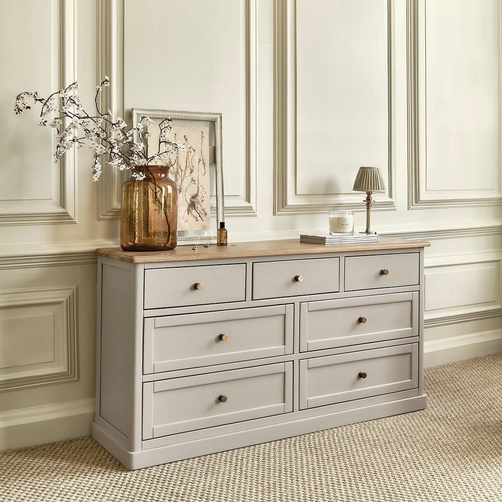 Henley Natural Oak and Stone Painted Hardwood 7 Drawer Chest 2
