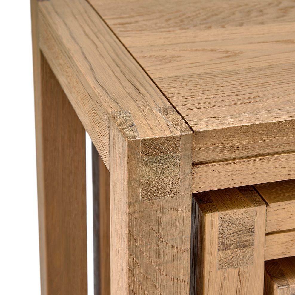 Highworth Natural Solid Oak Nest of 3 Tables 10