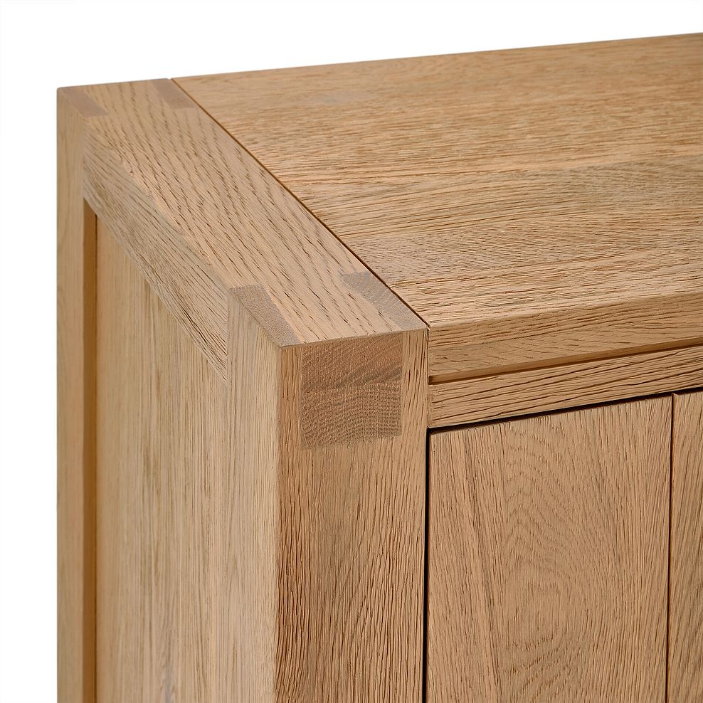 Highworth Natural Solid Oak Small Sideboard 10