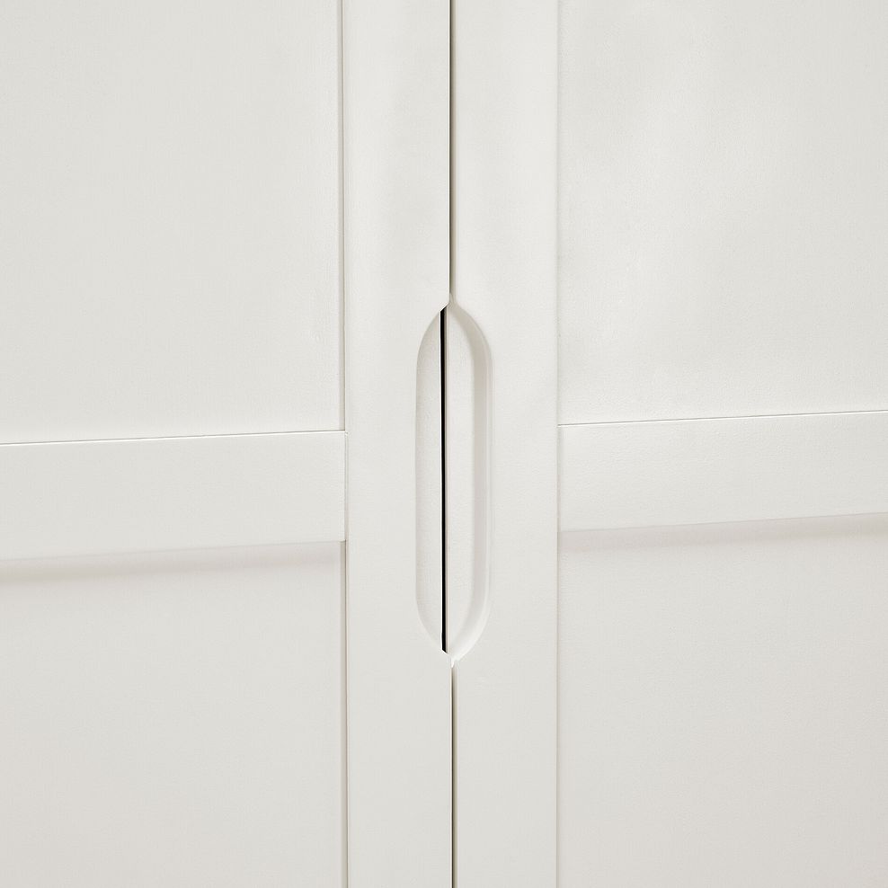Hove Natural Oak and Painted Triple Wardrobe 9