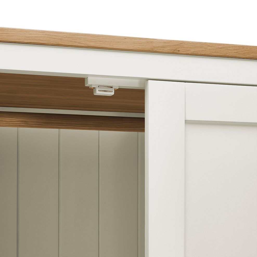 Hove Natural Oak and Painted Triple Wardrobe 11