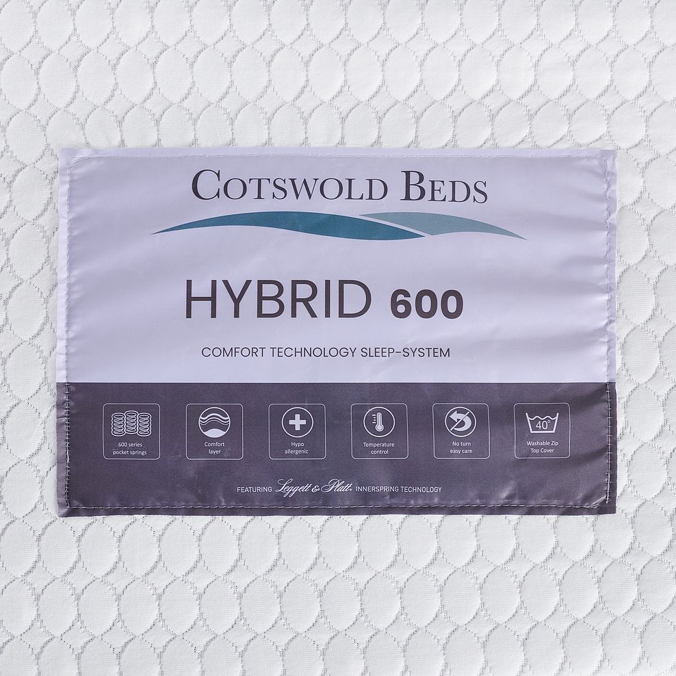 Hybrid 600 Single Mattress with a Pillow 5
