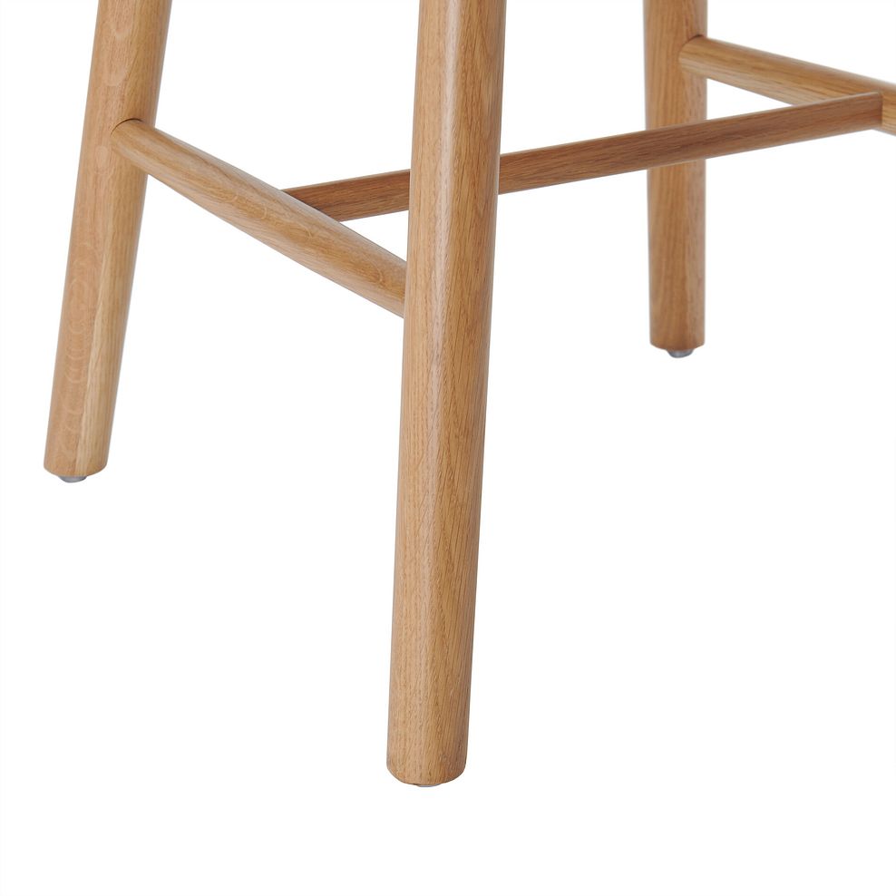 Kingham Natural Oak Spindle Chair 10