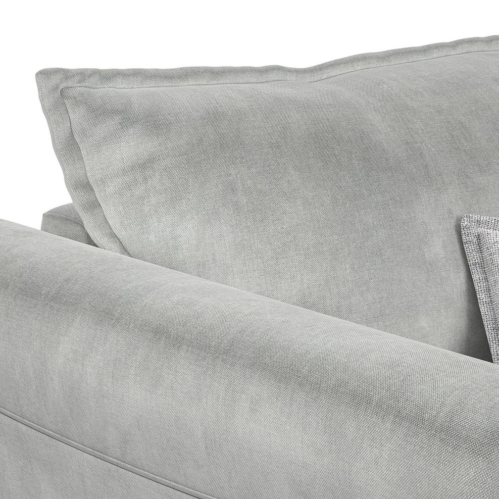 Milldale Loveseat in Garda Showers Fabric with Grey Scatters 8