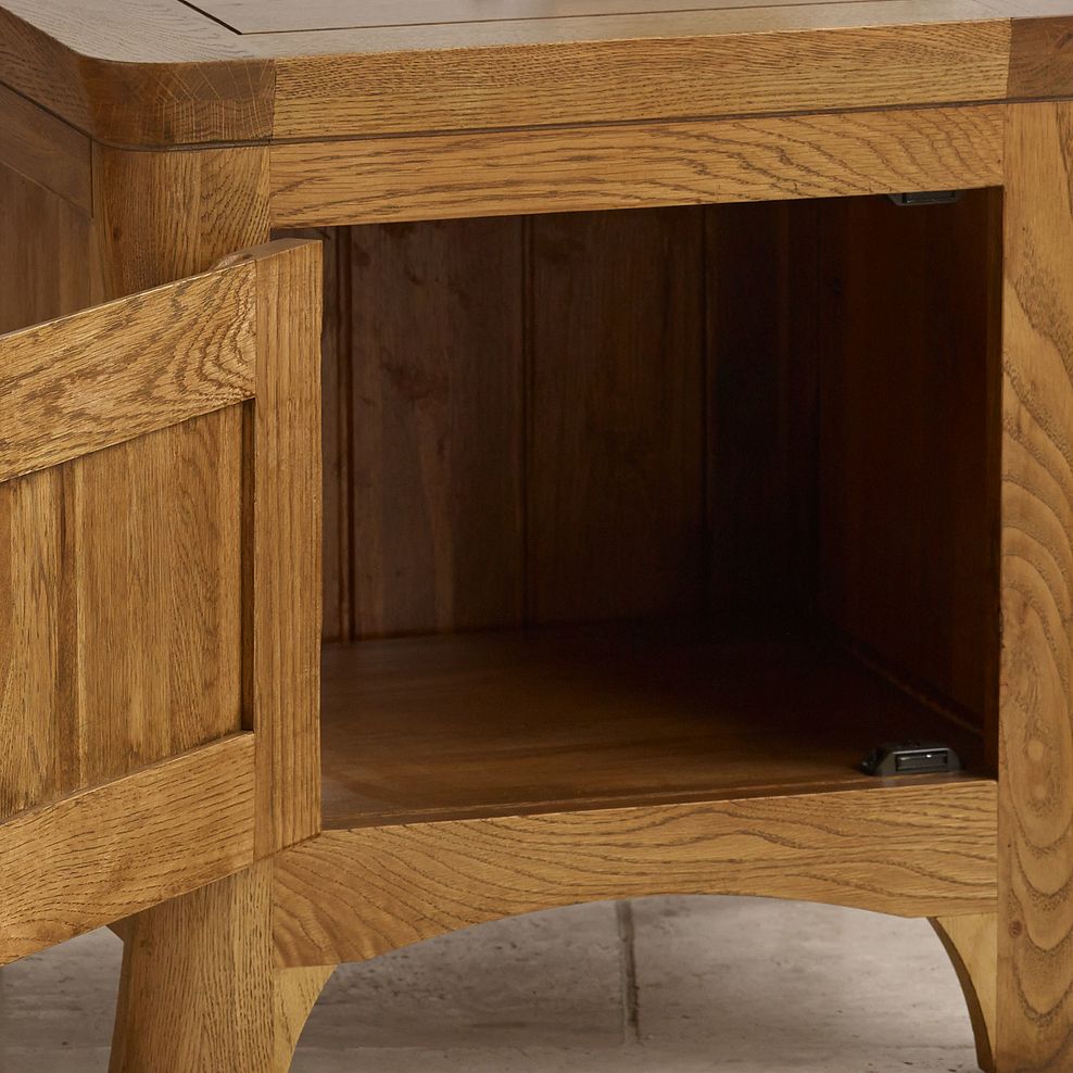 Orrick Rustic Solid Oak 1 Door Bedside Cabinet Thumbnail 4