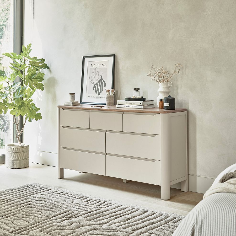 Otto Smoked Oak Finish and Cashmere Painted 7 Drawer Chest 2