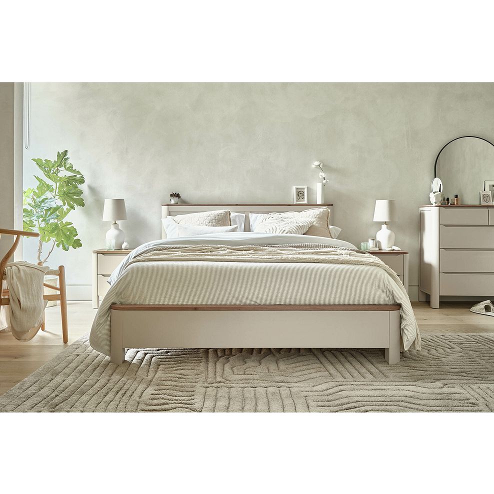 Otto Smoked Oak Finish and Cashmere Painted King-Size Bed 1